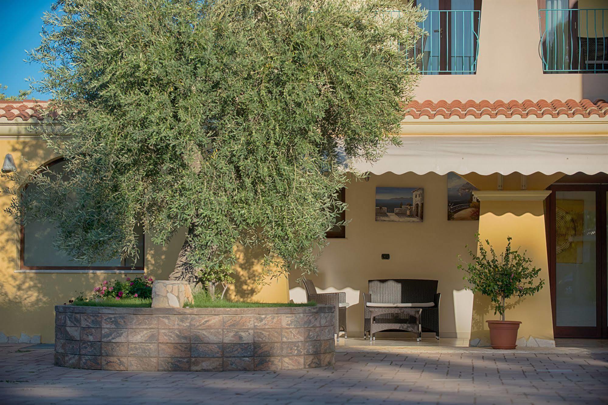 Hotel Ristorante Il Vascello Costa Rei Ngoại thất bức ảnh